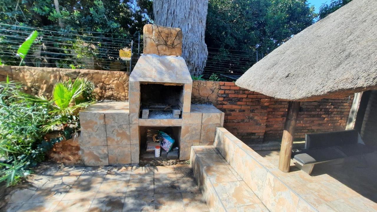 Legaeng Cottage - Serenity Претория Екстериор снимка